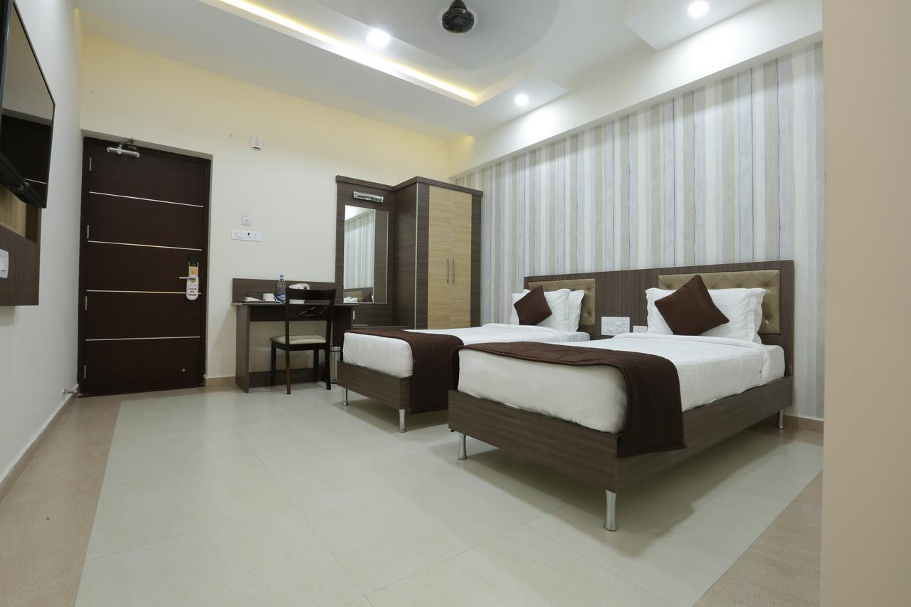 Hôtel Atlanta Park Chennai à Tambaram Extérieur photo