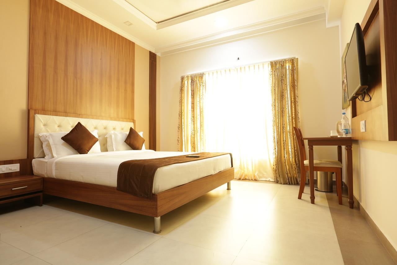 Hôtel Atlanta Park Chennai à Tambaram Extérieur photo