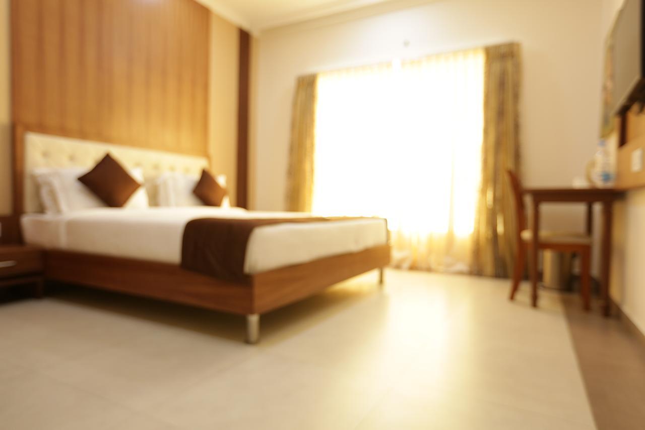 Hôtel Atlanta Park Chennai à Tambaram Extérieur photo